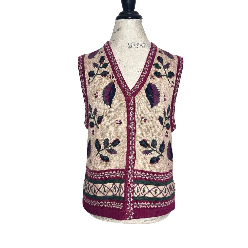 Mountain Lake | Women | Vintage Grannycore Leaf Ramie Cotton Knit Vest | Medium - Picture 2 of 11